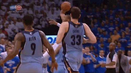 russell-westbrook-can-fly-against-memphis